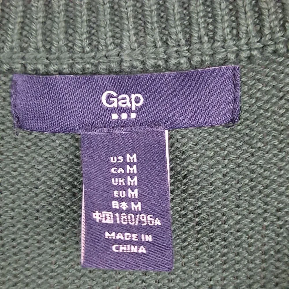 Gap Mens snowflake sweater NWOT
